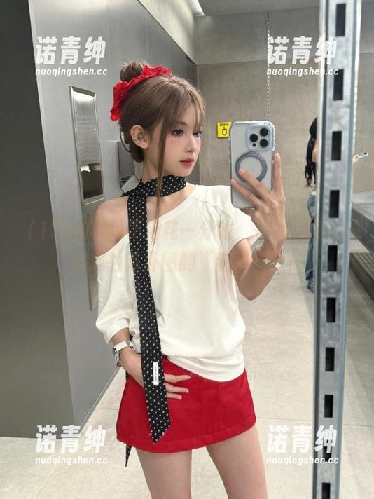 不用花一分钱，17吃瓜网让你成为八卦圈的“老司机”！