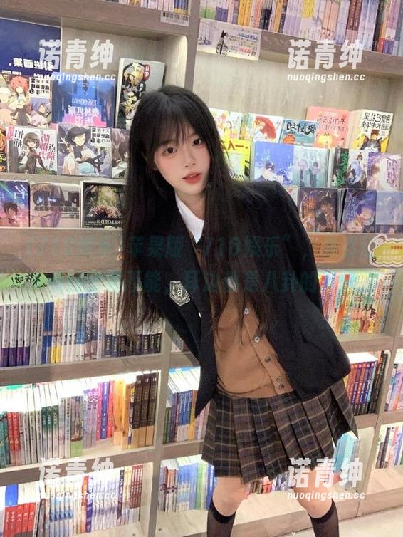 苹果版“718娱乐”，果然让人看得欲罢不能，耳边都是八卦的声音。
