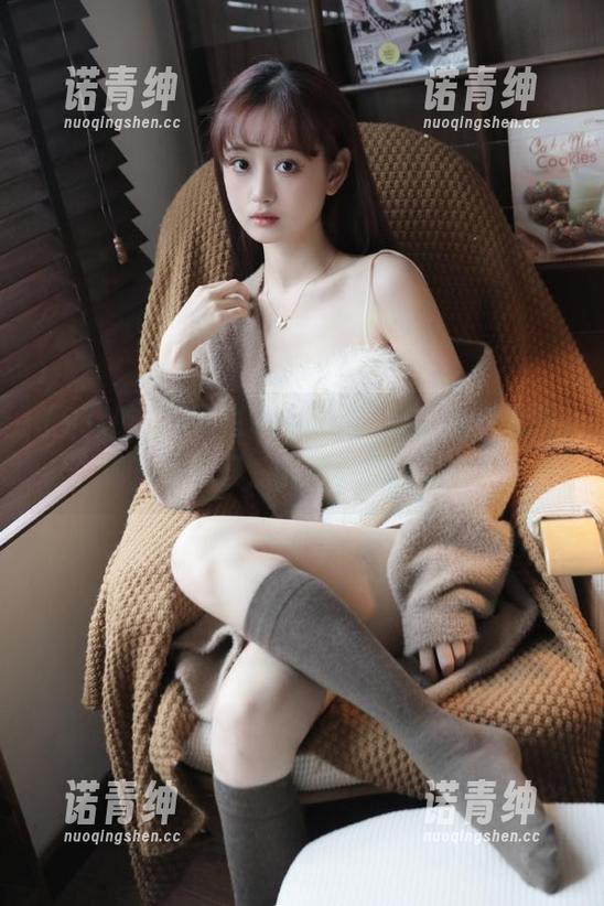 下载91i吃瓜，让你的手机变成八卦工厂，随时更新新鲜事！