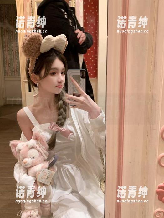 走进“91吃瓜中心”——迎接你的软萌瓜果入口