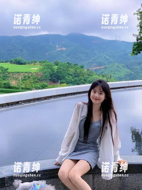 91吃瓜网 经过91吃瓜网的入口,仿佛听到八卦的细语,等不及要在线观看了!