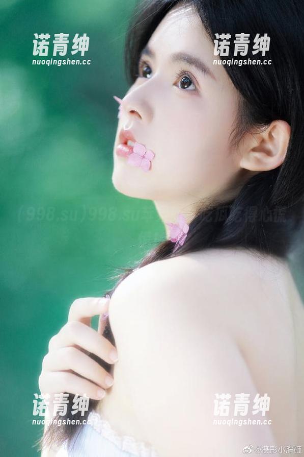 998.su苹果版，吃瓜吃得心慌慌！