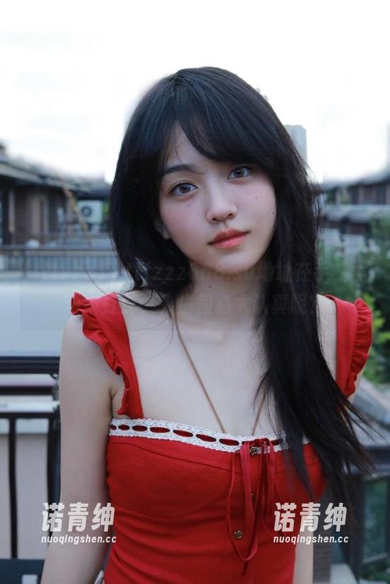 有tttzzz668.su地址在手，黑料不打烊，人生何必太认真呢？