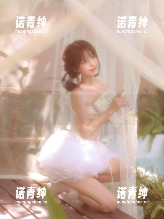 别说你没在“www.吃瓜”上沉迷免费小道消息的那种酸爽。