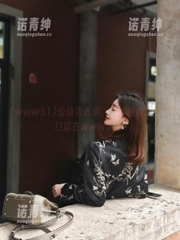 www51 偷偷告诉你,寻找时尚圈的入口就在www51!