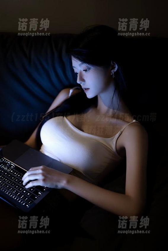 在线八卦：zztt155.ccm带你划重点，黑料狂潮来袭