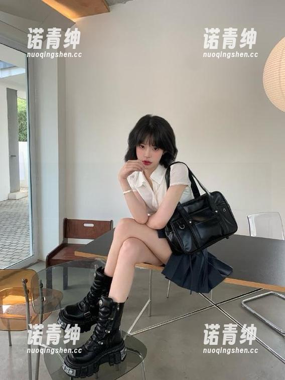 亲爱的小伙伴们，五一吃瓜官网iOS版强势来袭！搬好小板凳哦