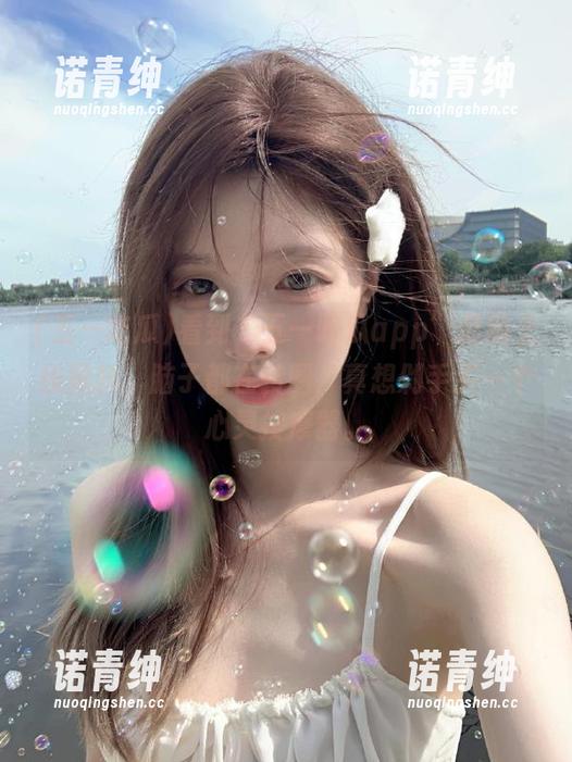 看到“五一吃瓜app”最新上线黑料，脑子都在转圈，真想剁手买一个心灵按摩器。