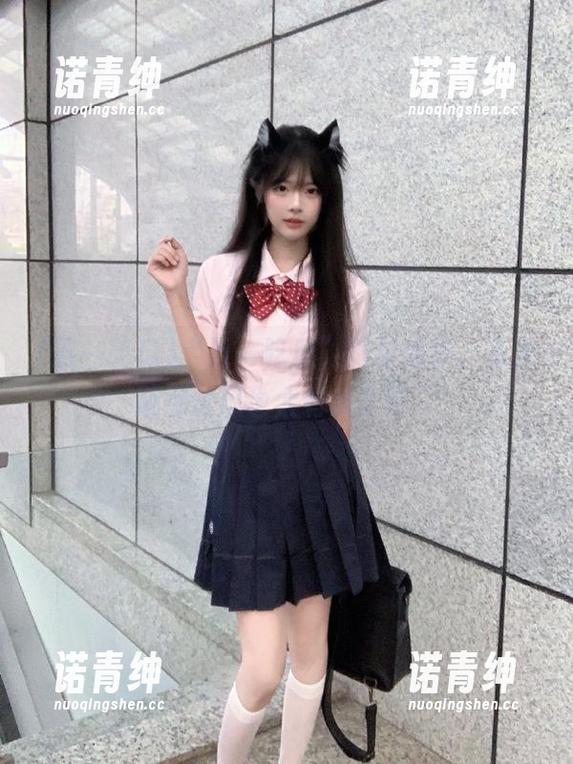 “五一吃瓜”地址太妙，今天娜娜这瓜也太有戏了吧。