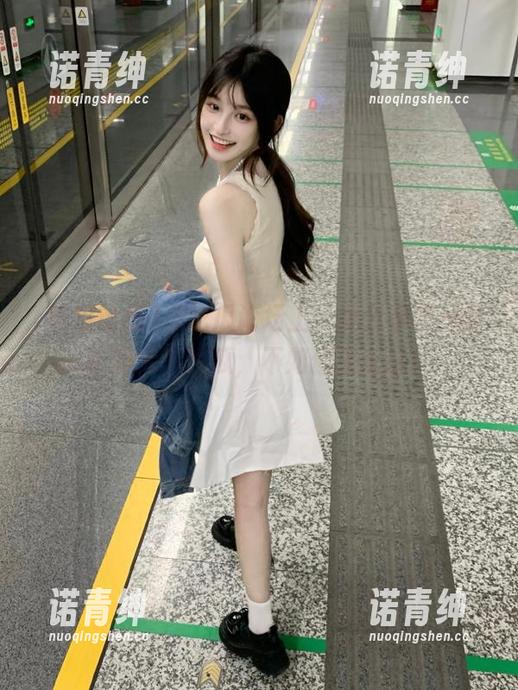在吃瓜论坛上，我分享了一些脑洞大开的瓜，不如你来试试！
