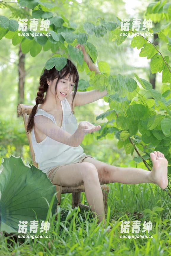 直达黑料视频网，森林里的八卦树，想知就来这逛逛